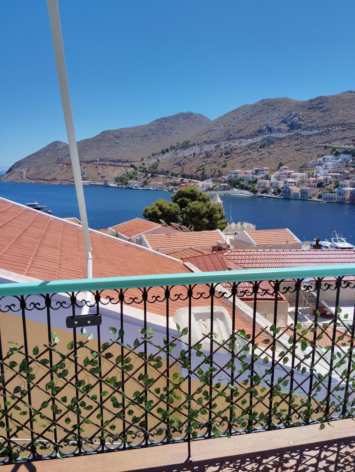 89 Steps Symi Apartment Екстериор снимка