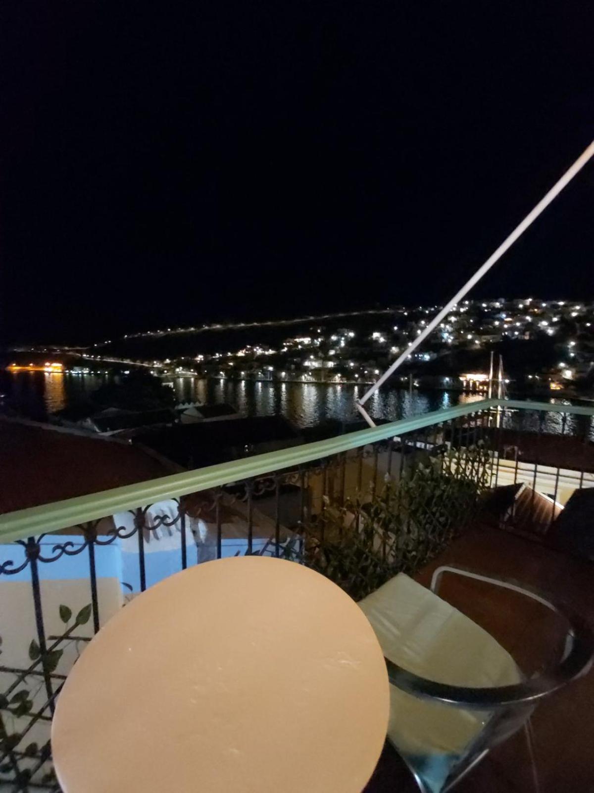 89 Steps Symi Apartment Екстериор снимка