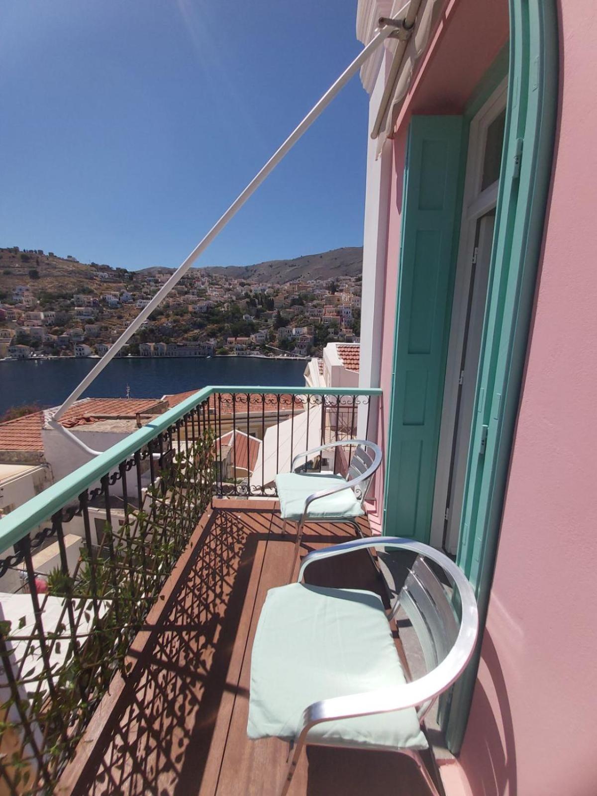 89 Steps Symi Apartment Екстериор снимка